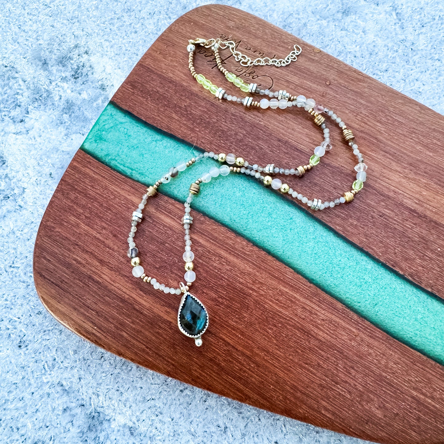 18" Labradorite Beaded Necklace with Labradorite Pendant