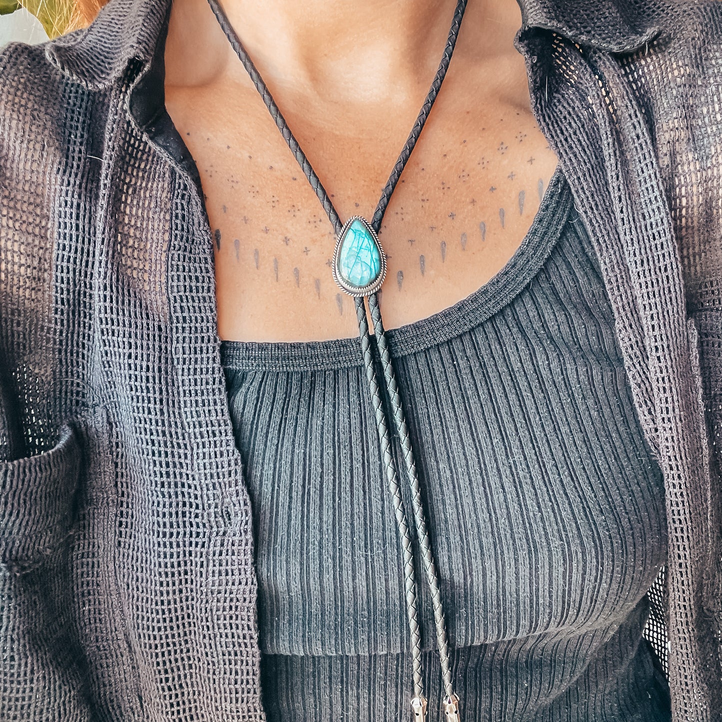 Labradorite Teardrop Bolo Tie