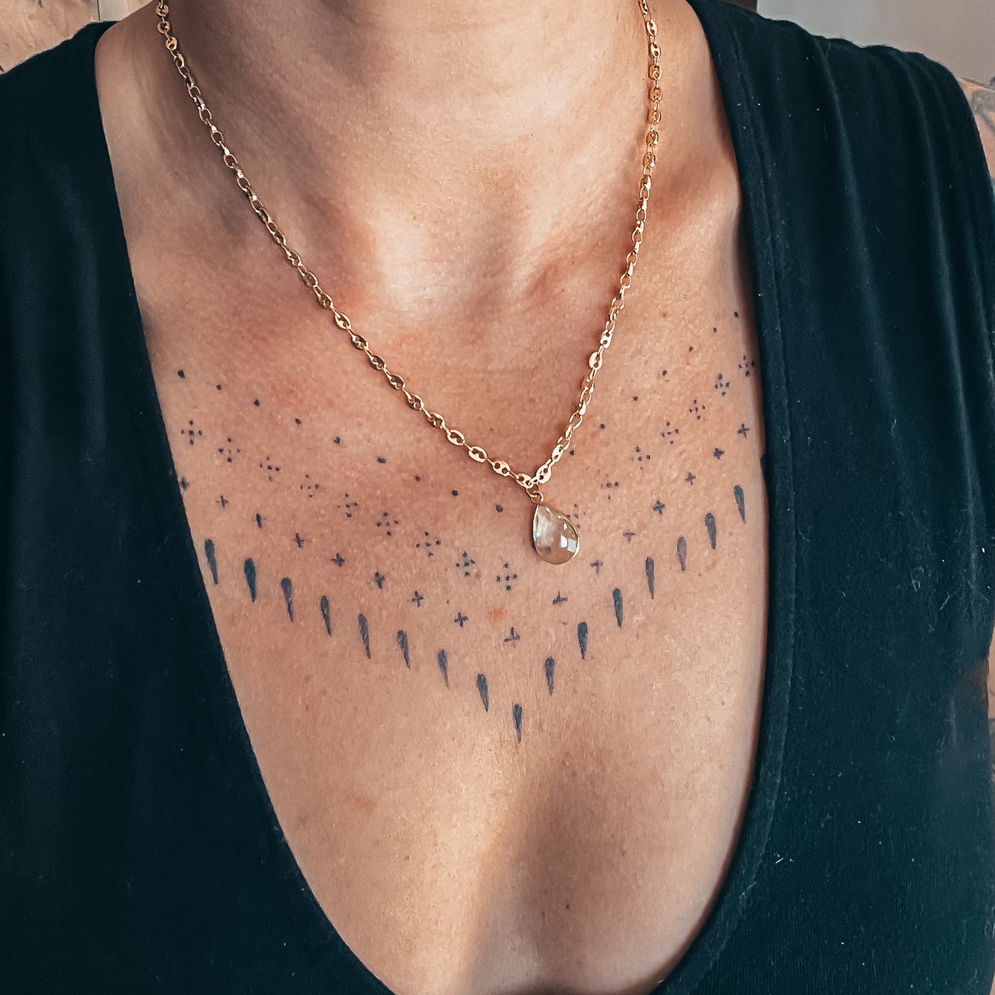 18" Aqua Teardrop Necklace
